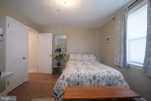 808 Bush St, Bridgeport, PA 19405 - Photo 17