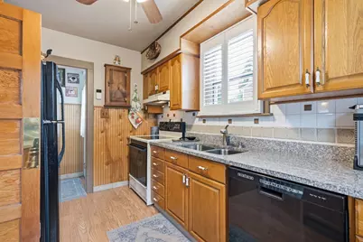915 E Walnut Street, North Wales, PA 19454 - Photo 9