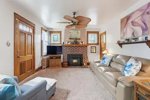 915 E Walnut St, North Wales, PA 19454 - Photo 3
