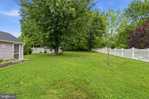 915 E Walnut St, North Wales, PA 19454 - Photo 29