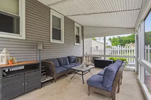 915 E Walnut St, North Wales, PA 19454 - Photo 27