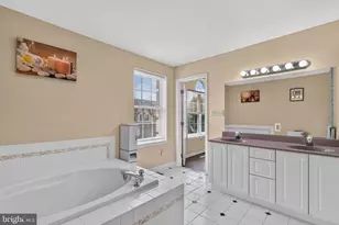 110 Meadow View Ln, Lansdale, PA 19446 - Photo 23