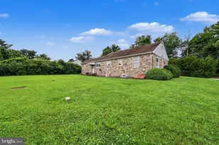 1711 Sandy Hill Rd, Plymouth Meeting, PA 19462 - Photo 15