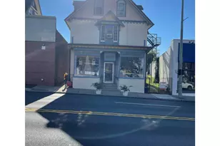 932 W Lancaster Ave, Bryn Mawr, PA 19010 - Photo 1
