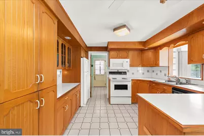 338 Borough Line Road, Collegeville, PA 19426 - Photo 9