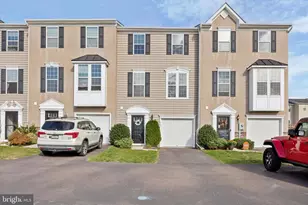 113 Raven Ct, Gilbertsville, PA 19525 - Photo 1