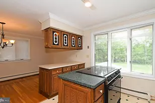 2390 Lenhart Rd, Colmar, PA 18915 - Photo 5