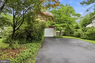 233 Arlingham Rd, Flourtown, PA 19031 - Photo 3