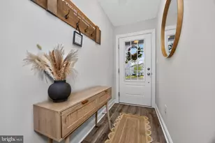 174 Larrabee Wy, Royersford, PA 19468 - Photo 5