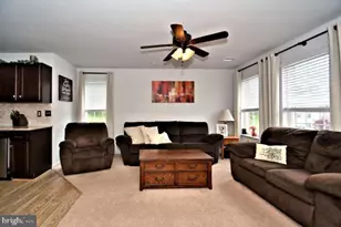 3002 Davenport Wy, Pennsburg, PA 18073 - Photo 5