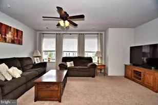 3002 Davenport Wy, Pennsburg, PA 18073 - Photo 5
