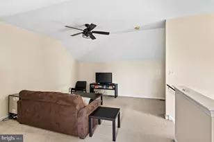 703 Green St, Bridgeport, PA 19405 - Photo 25