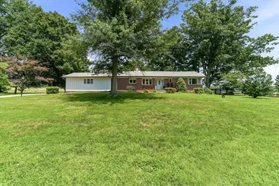 33 Vaux Lane, Phoenixville, PA 19460 - Photo 1