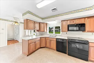 33 Vaux Ln, Phoenixville, PA 19460 - Photo 11