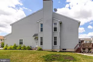 211 Orchard Dr, North Wales, PA 19454 - Photo 3