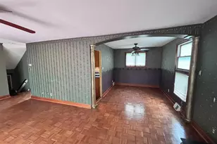 2350 N Parkview Dr, West Norriton, PA 19403 - Photo 7
