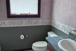 2350 N Parkview Dr, West Norriton, PA 19403 - Photo 17