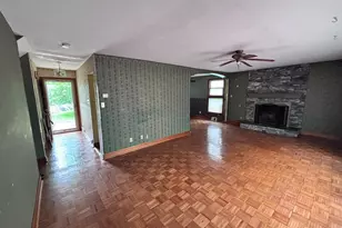 2350 N Parkview Dr, West Norriton, PA 19403 - Photo 5