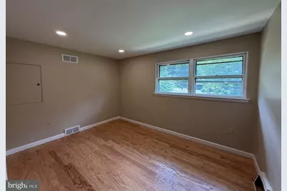 413 Asbury Avenue, Elkins Park, PA 19027 - Photo 13