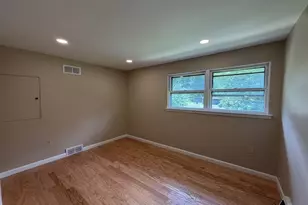 413 Asbury Ave, Elkins Park, PA 19027 - Photo 13