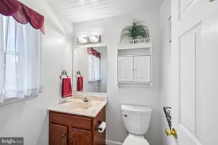 12 Lawn Ave, Norristown, PA 19403 - Photo 21