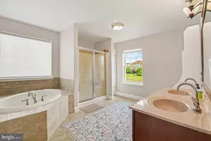 2202 Smithfield Ct, Harleysville, PA 19438 - Photo 21