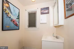 40 Rock Hill Rd, Bala Cynwyd, PA 19004 - Photo 17