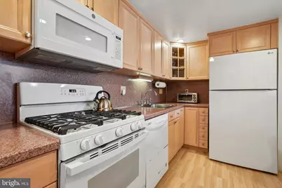 309 Florence Avenue #303-N, Jenkintown, PA 19046 - Photo 3