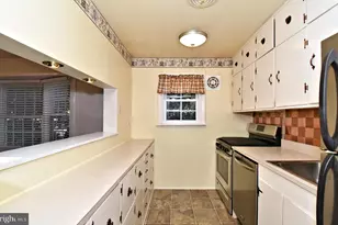 2829 Jenkintown Rd, Glenside, PA 19038 - Photo 9