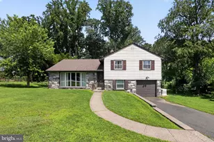615 Hoyt Rd, Huntingdon Valley, PA 19006 - Photo 3