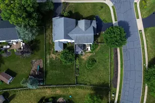 250 Longchamp Dr, Souderton, PA 18964 - Photo 49