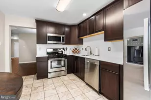 202 Aqueduct Dr, North Wales, PA 19454 - Photo 5