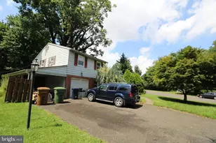 1750 N North Hills Ave, Willow Grove, PA 19090 - Photo 3