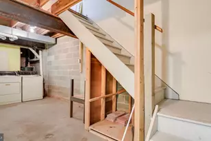 148 Pine Ct, Norristown, PA 19401 - Photo 29