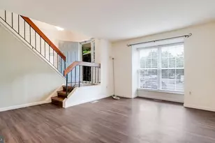 148 Pine Ct, Norristown, PA 19401 - Photo 7