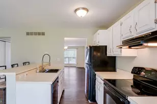 148 Pine Ct, Norristown, PA 19401 - Photo 9