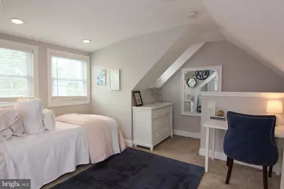 24 Thomas, Bryn Mawr, PA 19010 - Photo 39