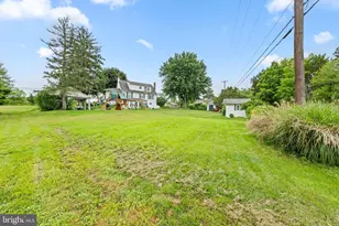 613 Centennial St, Schwenksville, PA 19473 - Photo 3
