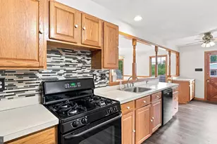 431 Windsor Dr, Harleysville, PA 19438 - Photo 9