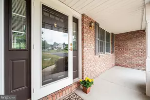 2426 Magnolia Dr, Gilbertsville, PA 19525 - Photo 3