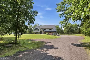 803 Ridge Rd, Tylersport, PA 18971 - Photo 3