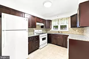 327 Summer St, Royersford, PA 19468 - Photo 7