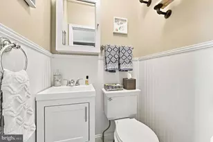 357 E Hector St, Conshohocken, PA 19428 - Photo 23