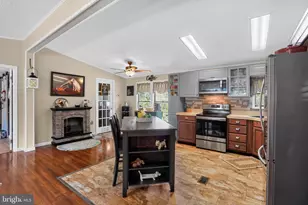 334 Cedar Dr, Green Lane, PA 18054 - Photo 7