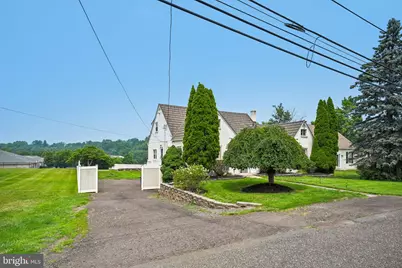 2144 Sunnyside Avenue, Pottstown, PA 19464 - Photo 3