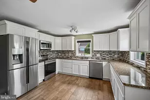 2144 Sunnyside Ave, Pottstown, PA 19464 - Photo 9