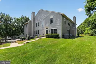474 Stoneglen St, Collegeville, PA 19426 - Photo 3