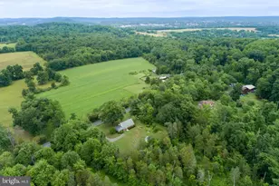 3106 Kutztown Rd, East Greenville, PA 18041 - Photo 31