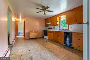 3106 Kutztown Rd, East Greenville, PA 18041 - Photo 9