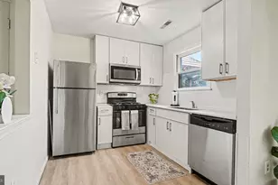 215 Coates St, Bridgeport, PA 19405 - Photo 9